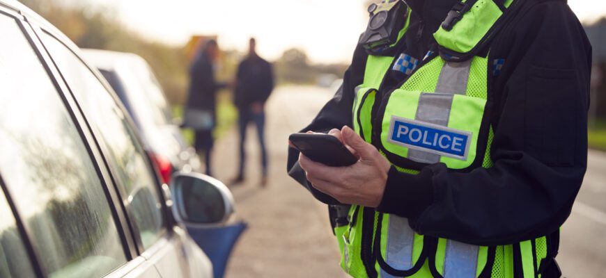 Остановка автомобиля инспектором ДПС