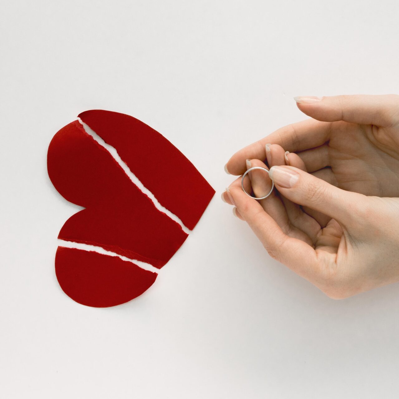 В каких случаях наступает прекращение брака