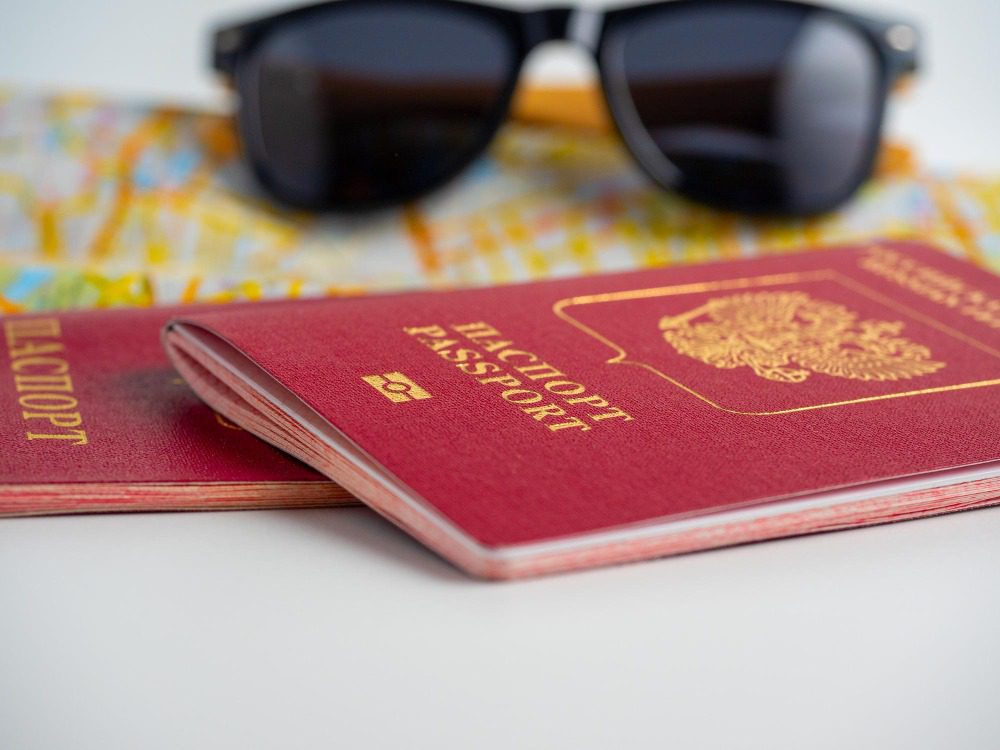 Замена загранпаспорта при смене фамилии