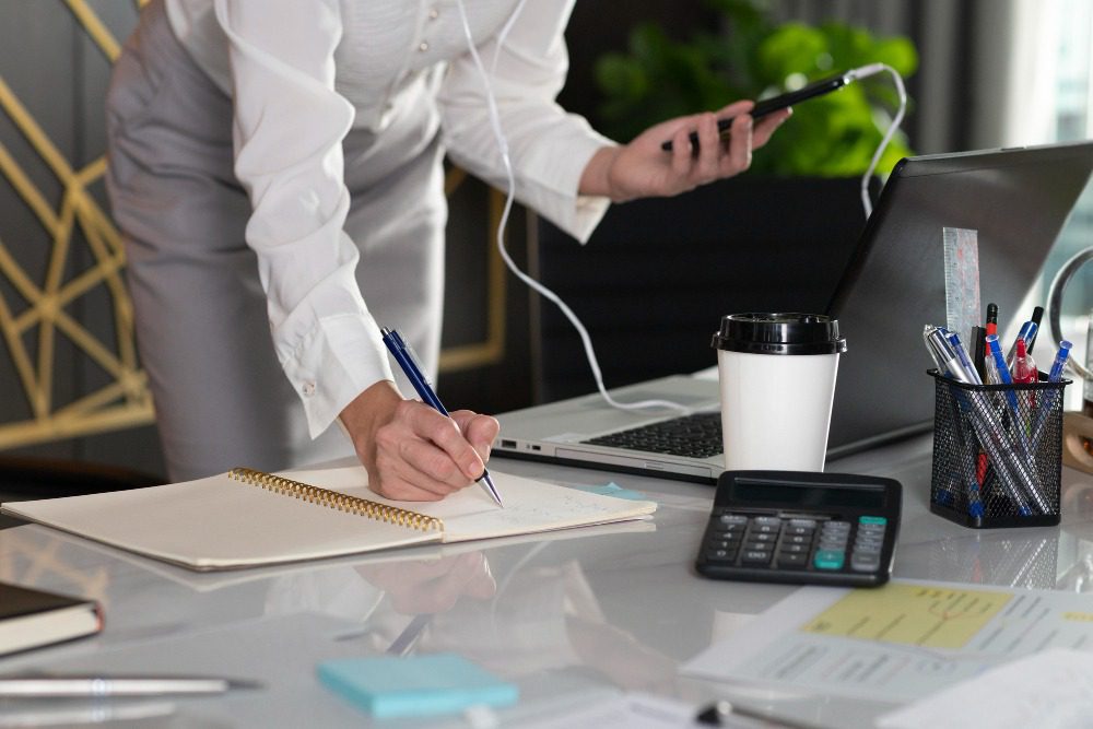 Как составить заявление о приёме на работу