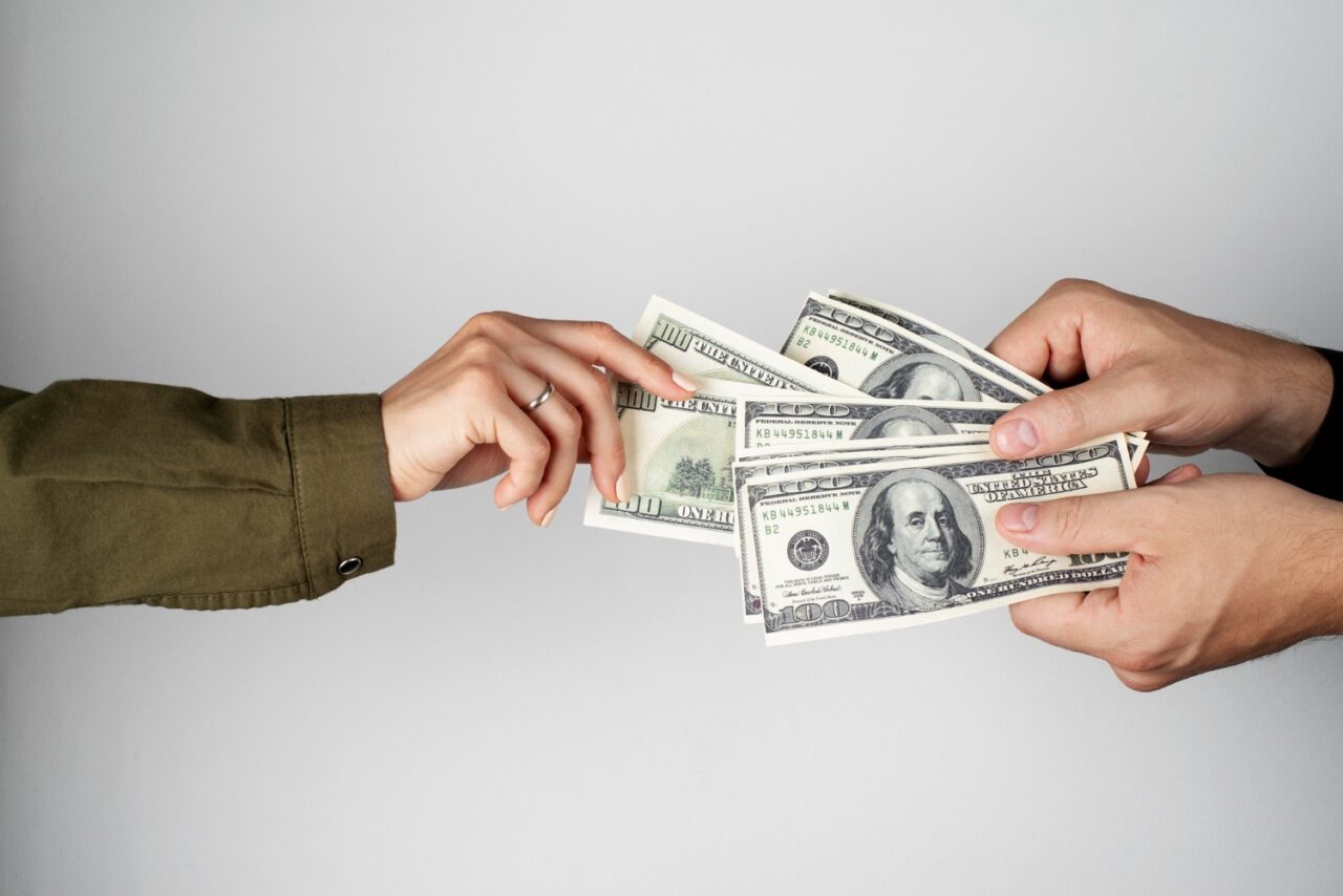 Невозможное возможно: продаём долю в квартире без согласия других собственников