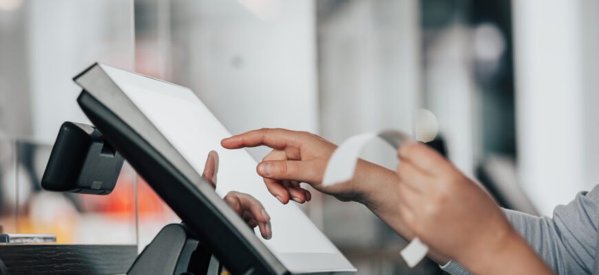 ИП в аренду с кассовым аппаратом, расчётным счётом и картой в [year] году