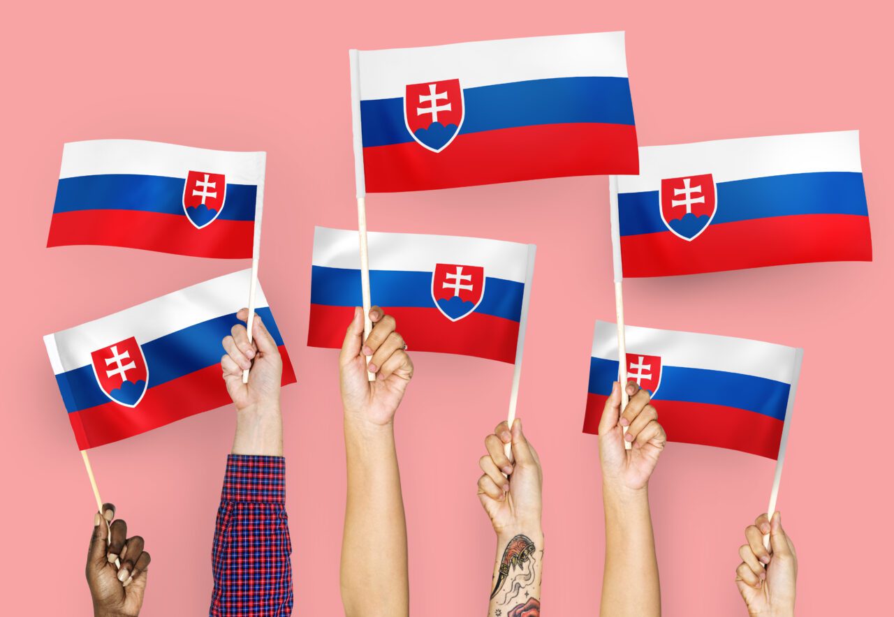 Иммиграция в Словакию: как переехать на ПМЖ из России, плюсы и минусы жизни в стране