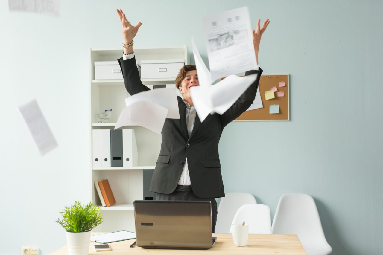 Увольнение в выходной или праздник