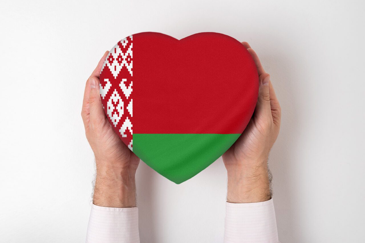 Как получить и продлить вид на жительство в Беларуси и переехать туда на ПМЖ из России